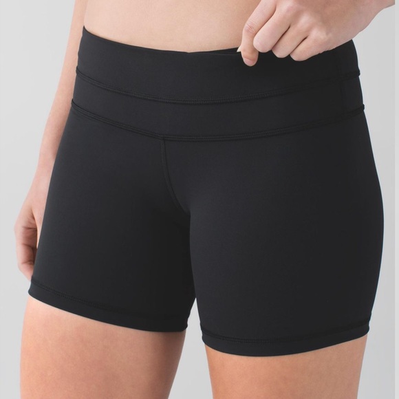 Lululemon Reversible Black Groove Shorts 6